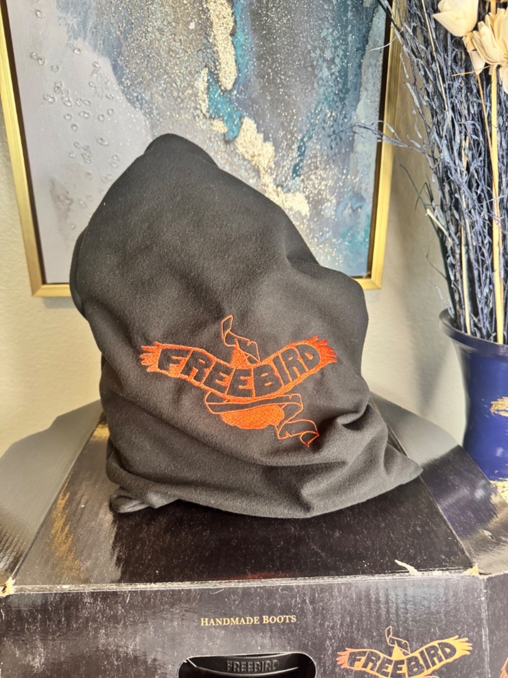 FREEBIRDS - Picture 8 of 13